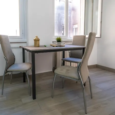 Domus Garbatella 4*