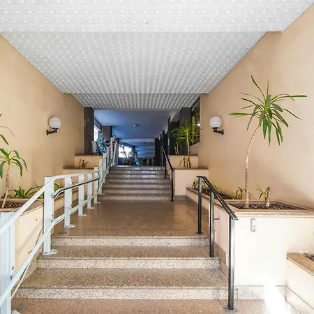 Domus Garbatella 4*